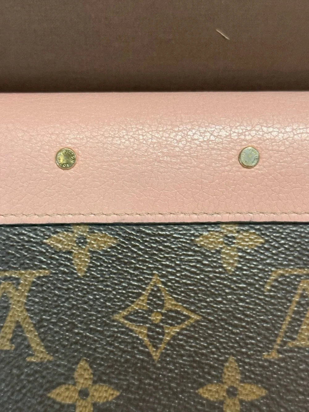 Louis Vuitton Pallas Wallet: Rose Ballerina - Picture 12 of 15